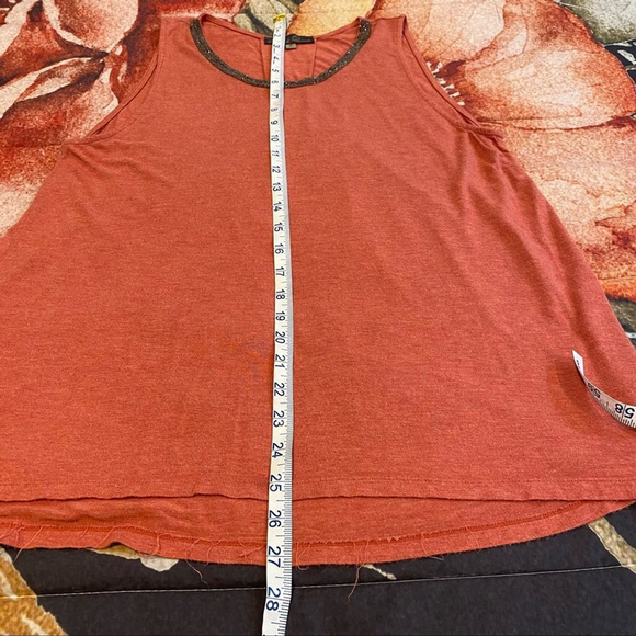 Rose & Olive coral colored sleeveless tank top super soft w/beaded neck - Picture 8 of 12